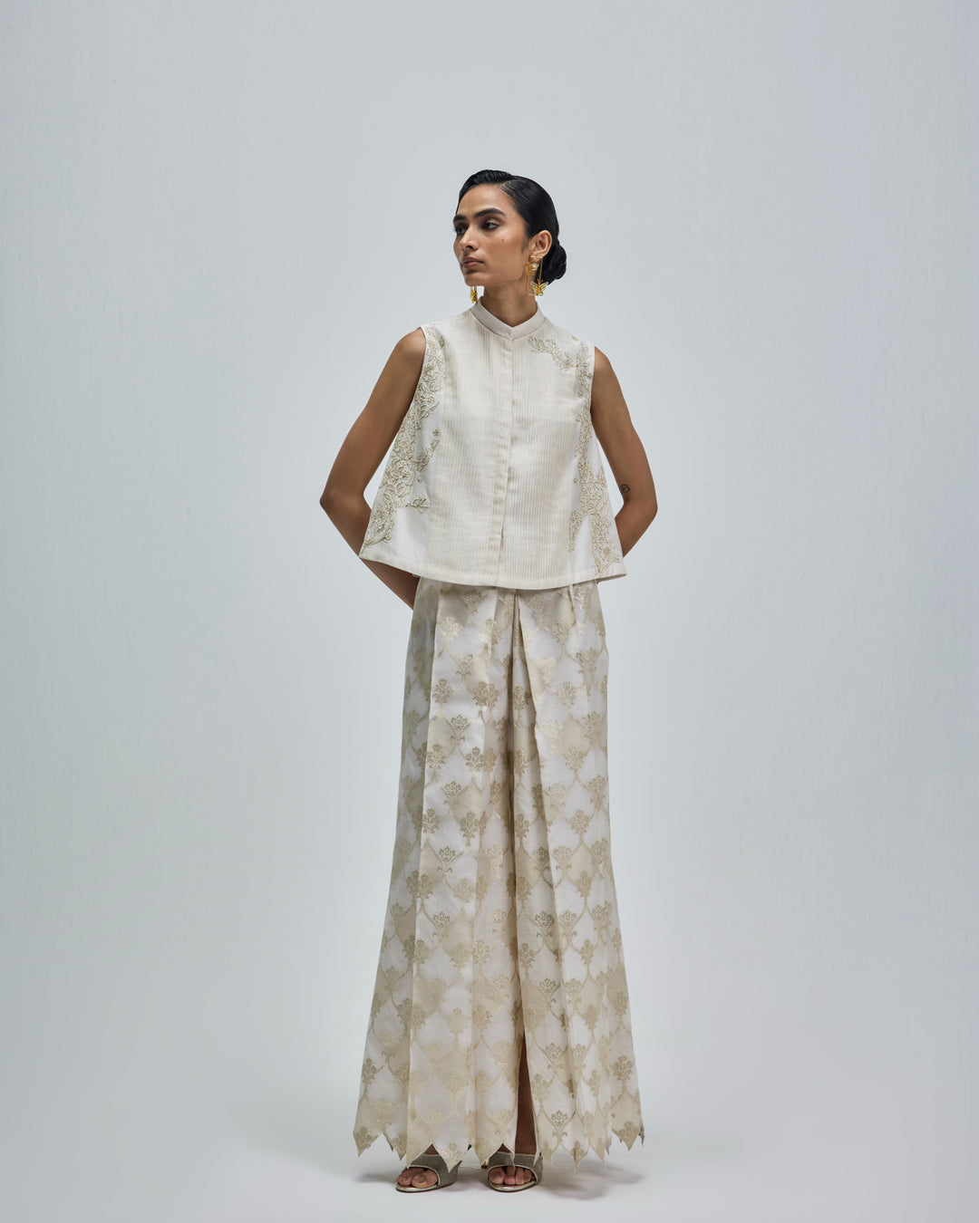 Noor Top - Moonstone