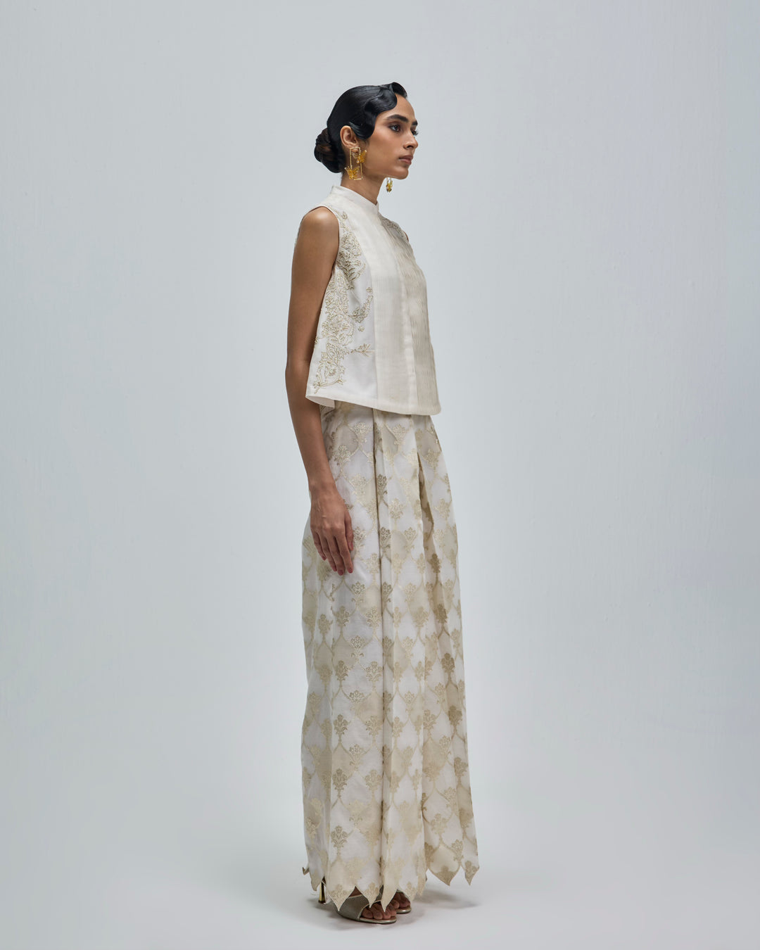 Noor Top - Moonstone