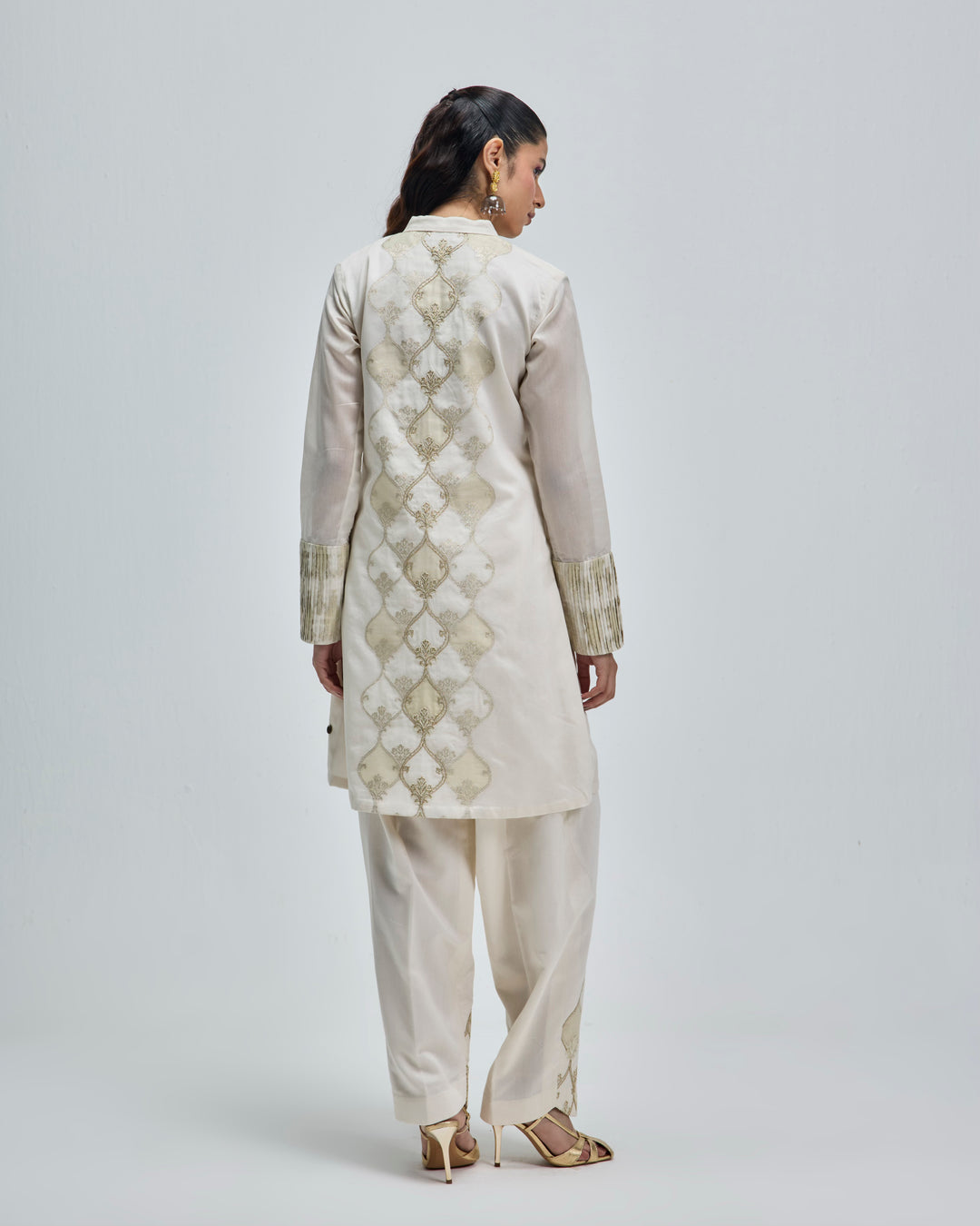 Niva Kurta - Moonstone