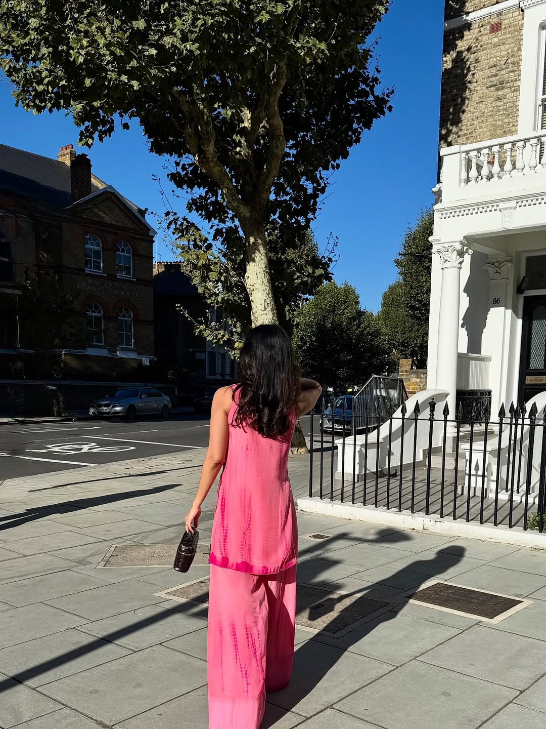 Pallavi Bahl In Hot Pink Tie-dye Kurta