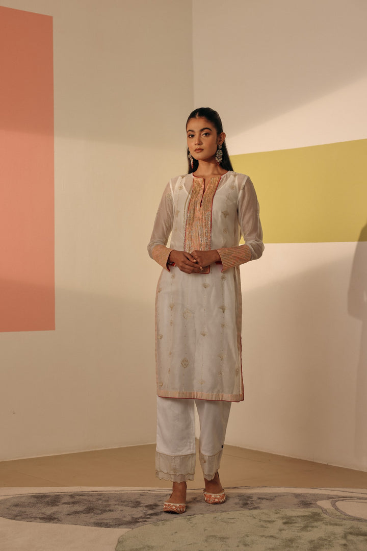 White Gold Zari Chanderi Kurta